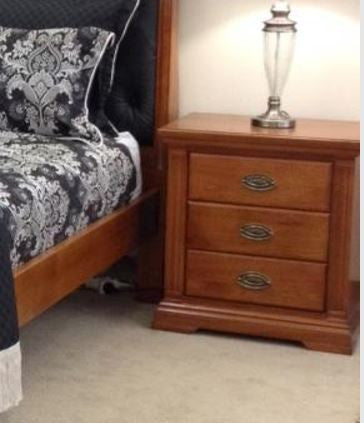 LAYFIELD 3 DRAWER BEDSIDE TABLE - - (MODEL:22-9-3--20-15-18-9-1)