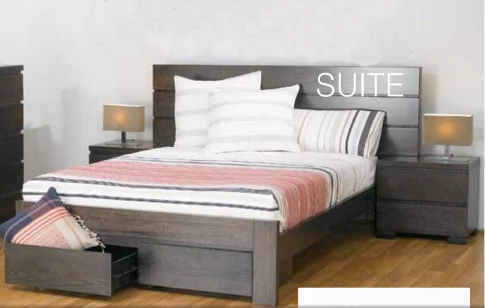BENSON QUEEN 5 PIECE DRESSER BEDROOM SUITE WITH 2 FOOTEND DRAWERS - SMOKE