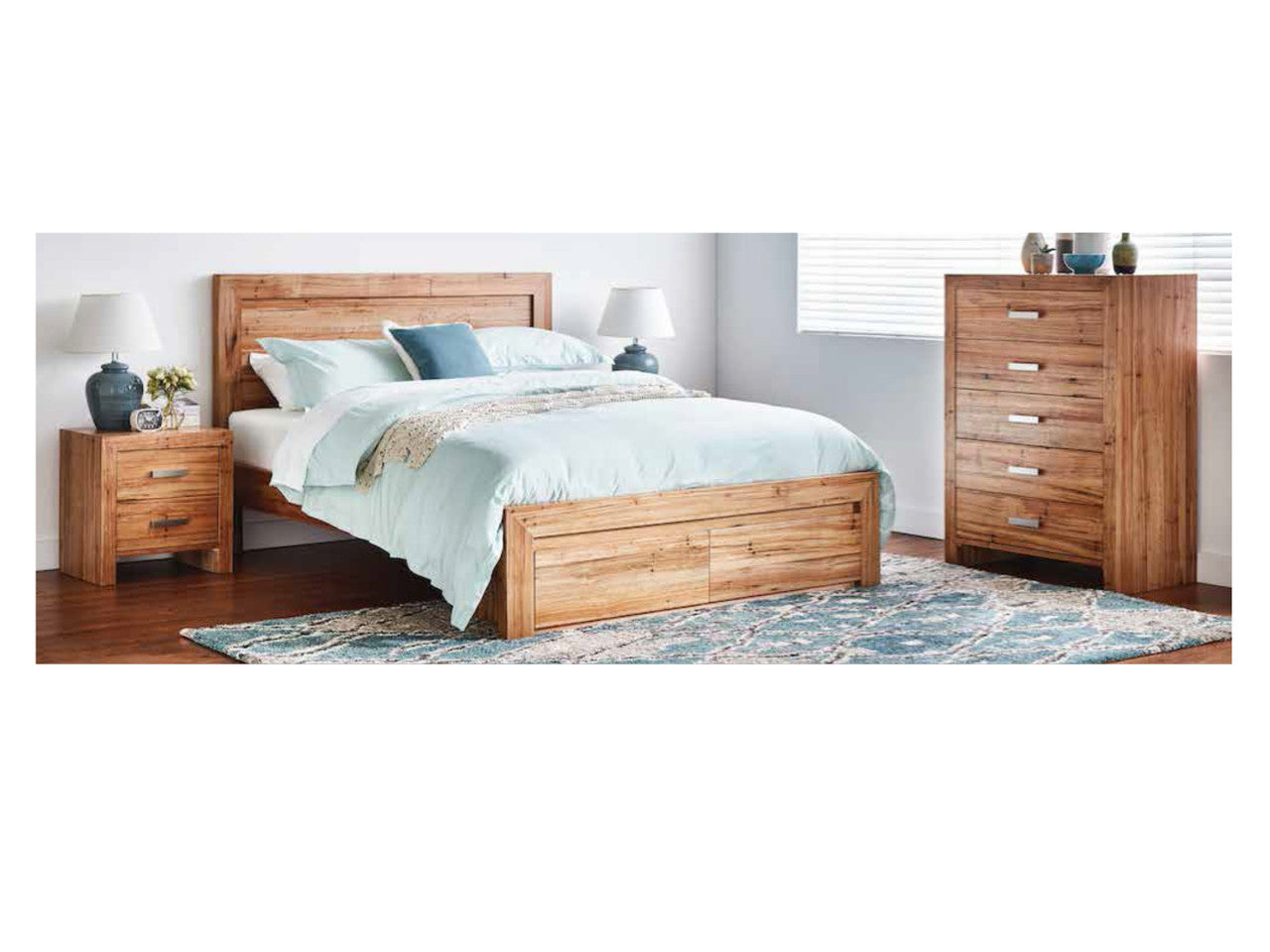 KING STUNZEL BED WITH DRAWERS - WORMY CHESTNUT