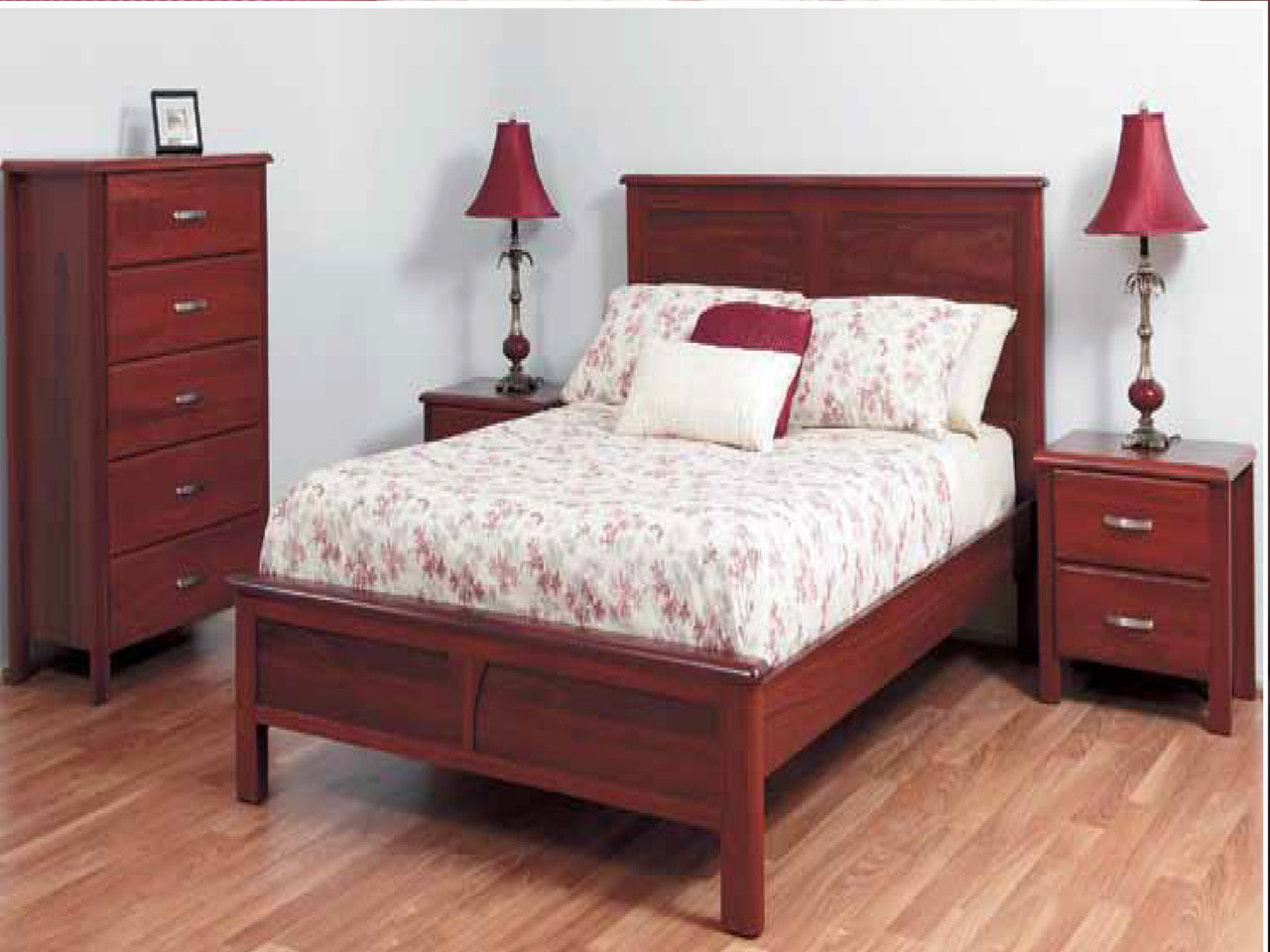 QUEEN BISON BED - JARRAH