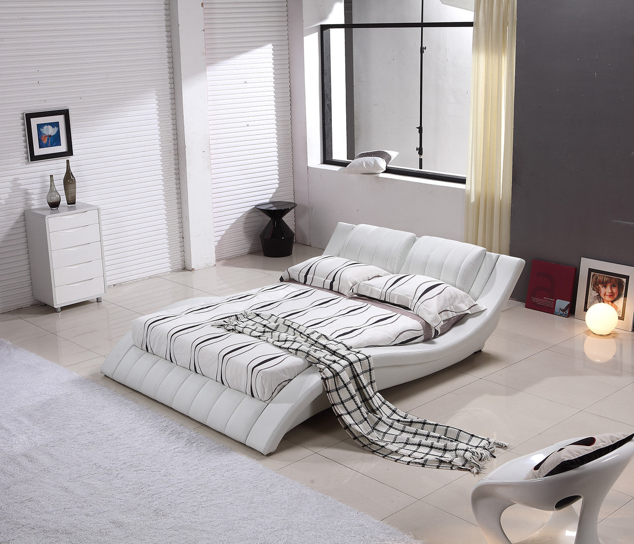 QUEEN RACHELLE (G1021#) LEATHERETTE BED - ASSORTED COLOURS