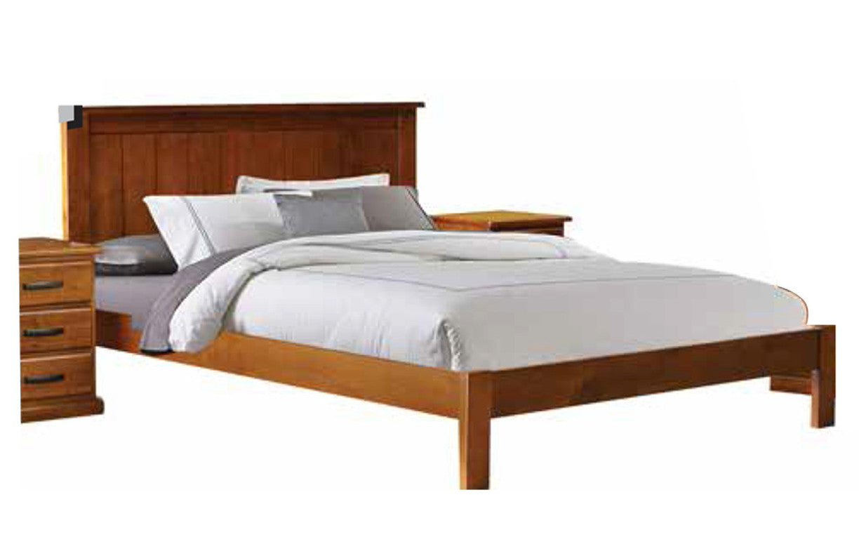 KING PINEHURST BED FRAME - ANTIQUE OAK