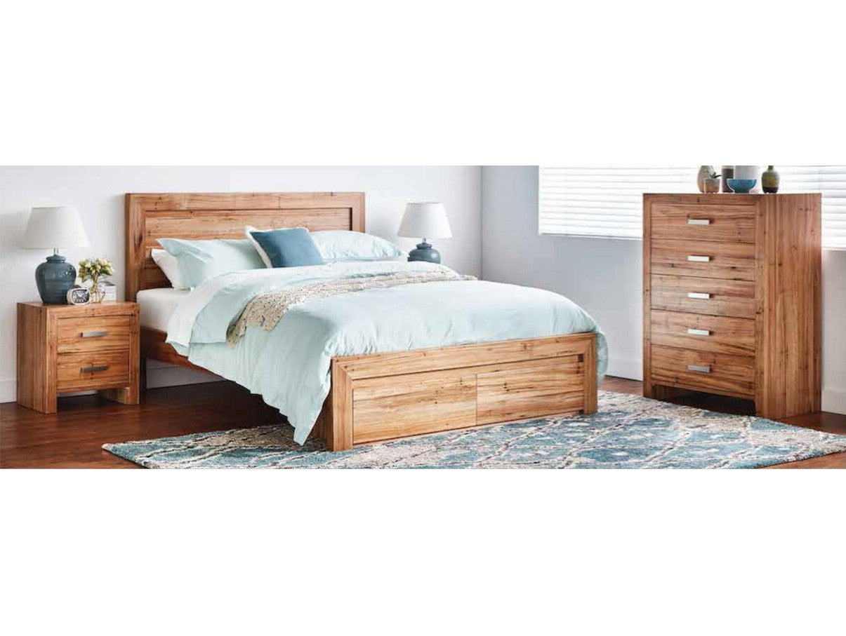 QUEEN STUNZEL BED WITH DRAWERS - WORMY CHESTNUT