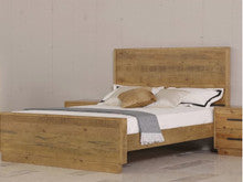QUEEN SYRACUSE SOLID TIMBER PANEL BED - (MODEL:1-21-7-21-19-20) - RUSTIC