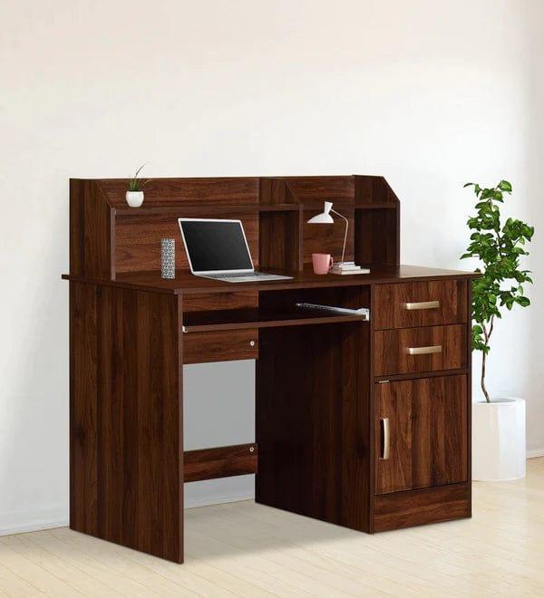DESKS WITH HUTCHES