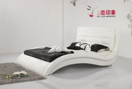 TROGINO (3068) KING 3 PIECE BEDSIDE BEDROOM SUITE (WITH #25 BEDSIDES - SEE ADDITIONAL IMAGE) - LEATHERETTE - WHITE