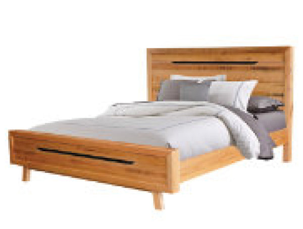 QUEEN HERRERA BED - TASSIE OAK - ROUGH SAWN