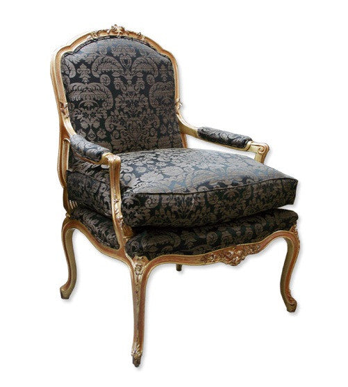 Rose (CH010N) Chair