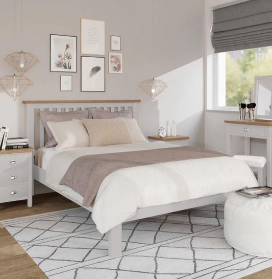 King Spencer 5 Piece Dresser Bedroom Suite - Bright White / Light Oak (2 TONE)