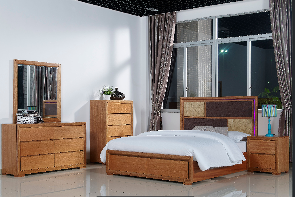 Duas (614) King 6 Piece Dresser Bedroom Suite With LED Lights On Bedhead (MODEL 1-21-4-18-5-25) - Maple