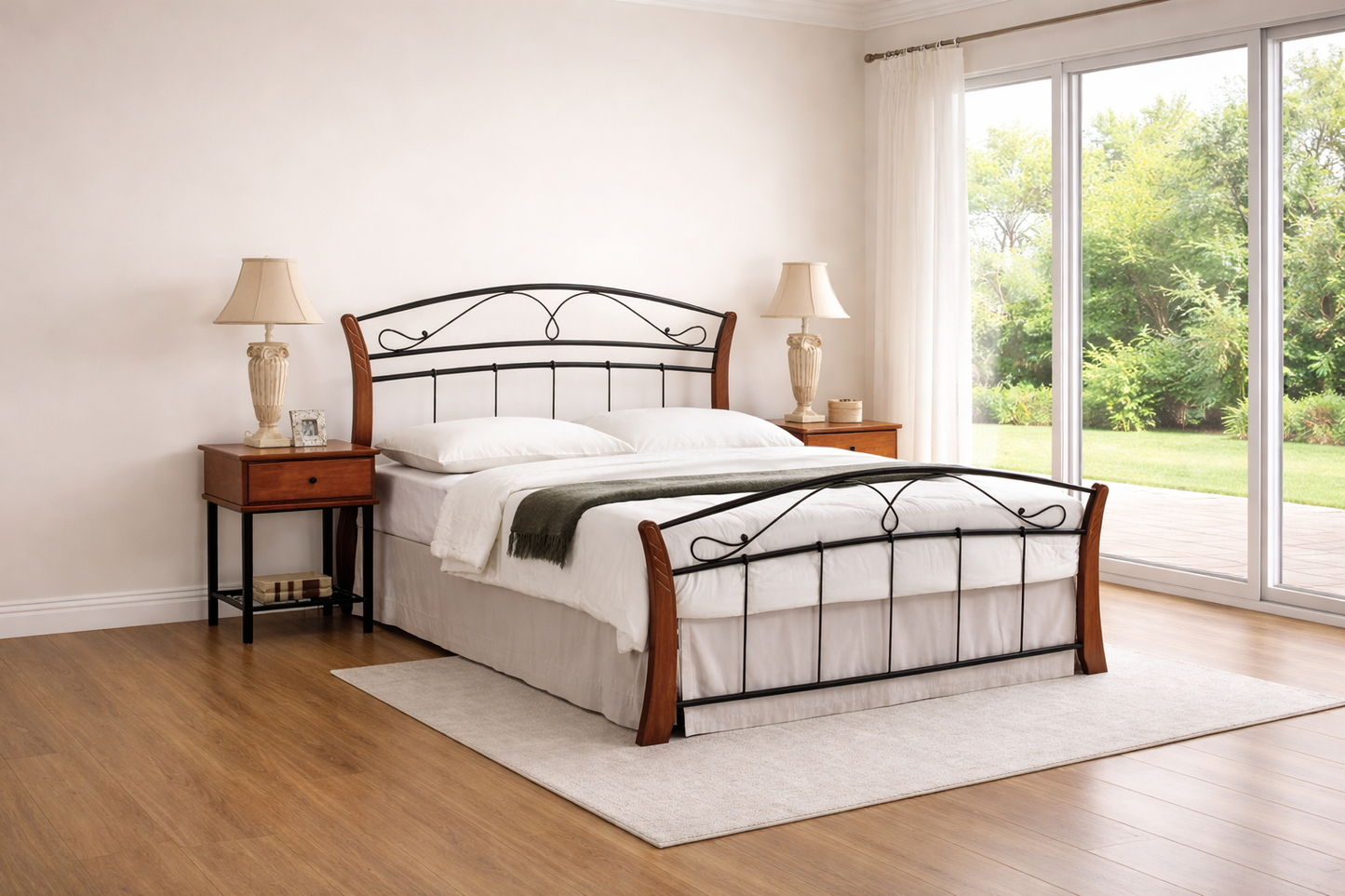 Queen Chester (FD) Bed - Antique Oak / Black
