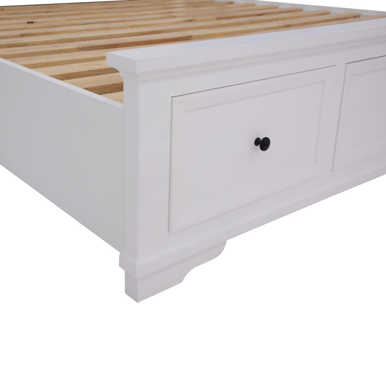 QUEEN CHANELLE BED PANEL BED WITH FOOTEND STORAGE DRAWERS (22-9-5-14-14-1) - WHITE