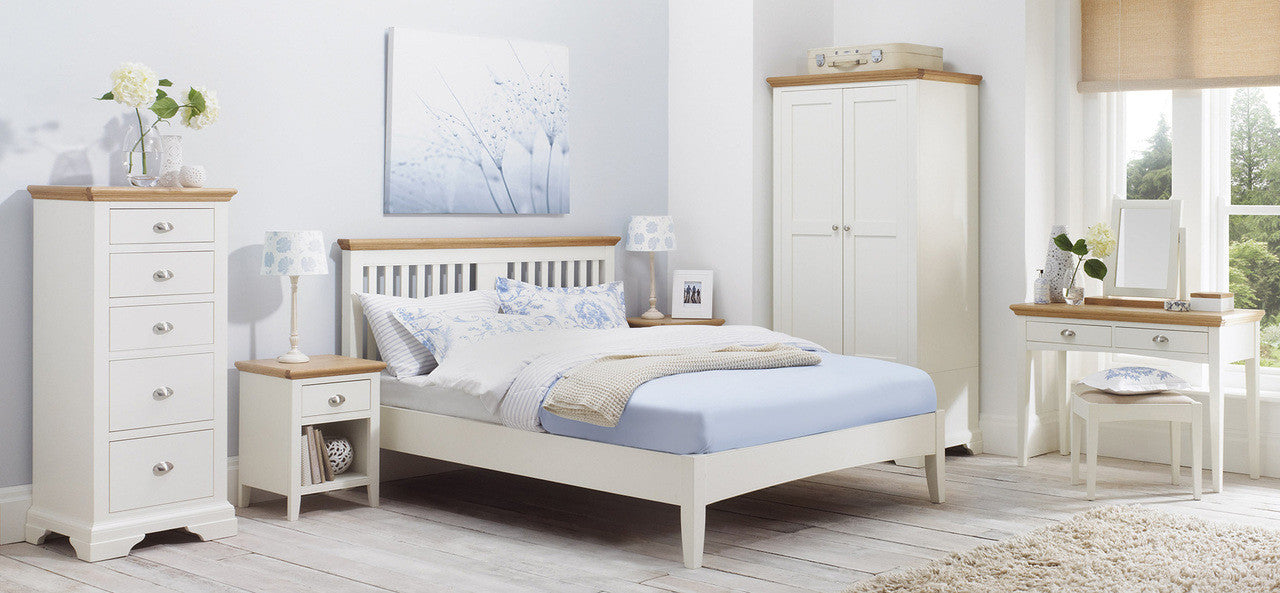 EXCLUSIVE COLLECTION:  DOUBLE OR QUEEN HAMPSTEAD 6 PIECE (THE LOT) BEDROOM SUITE + STOOL - OAK & WHITE FINISH - FREE SHIPPING