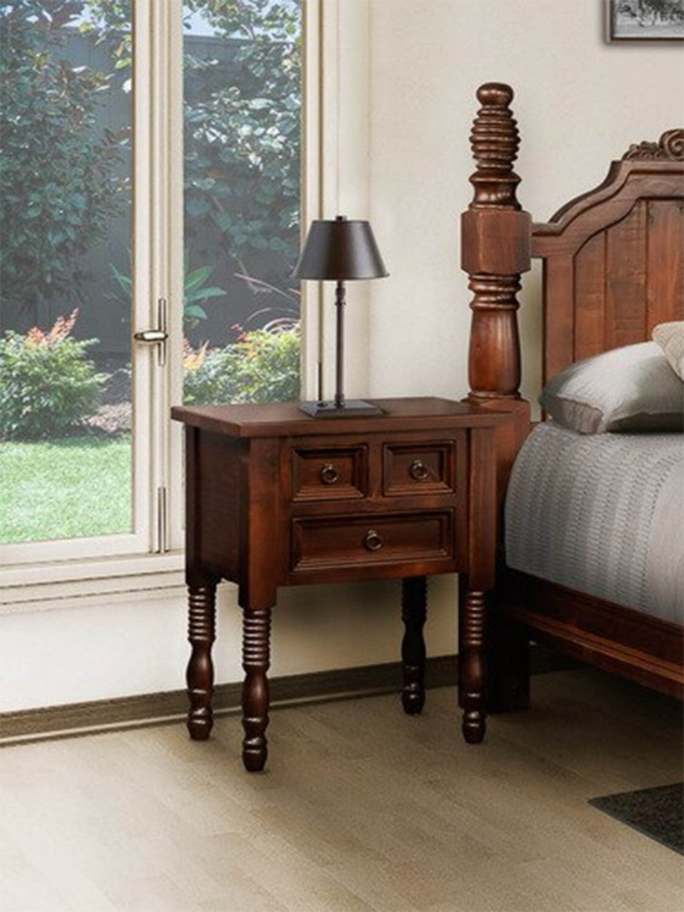 VAUCLUSE QUEEN 5 PIECE (DRESSER) BEDROOM SUITE - AS PICTURED