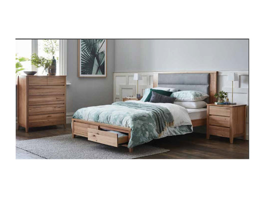 GORDONDALE KING 4 PIECE (TALLBOY) BEDROOM SUITE - AS PICTURED